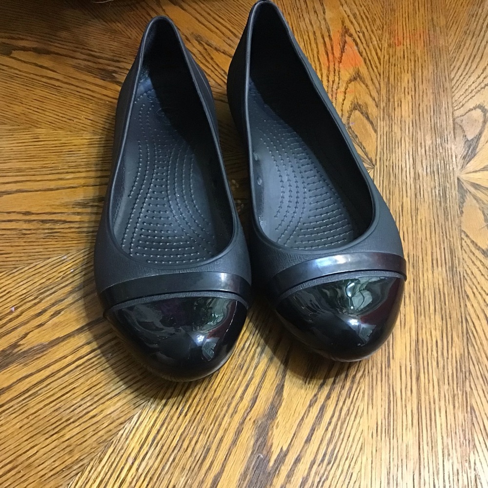 CROCS FLATS💥💥